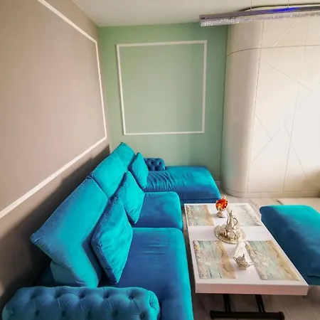 Luxury Alix 布尔加斯