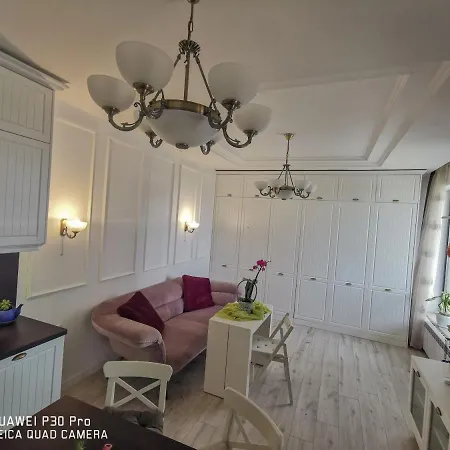 Luxury Alix * Burgasz