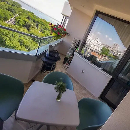 Luxury Alix * Burgasz