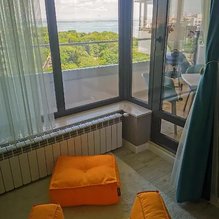 Luxury Alix Burgas
