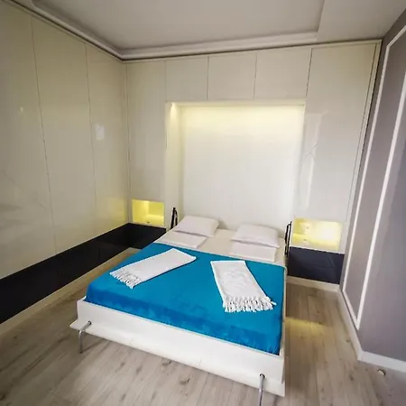 Luxury Alix Apartament